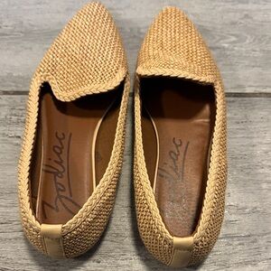 Zodiac Women's Woven Tan Flats 9